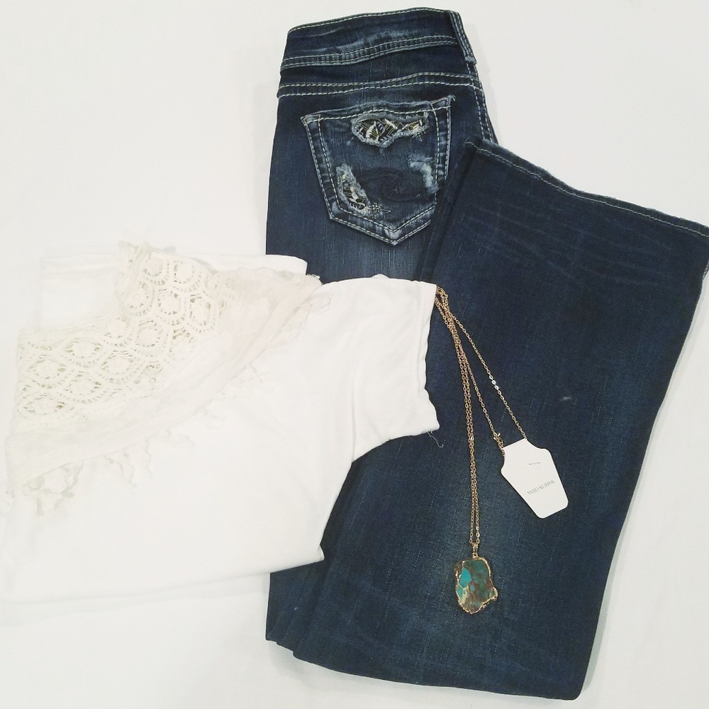 🆕️Short Sleeve Cream Bohemian Top🆕️